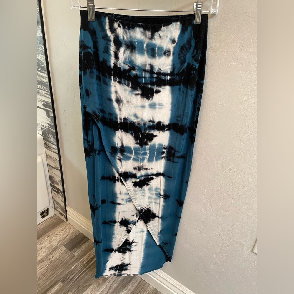 Stretchy Casual Skirt